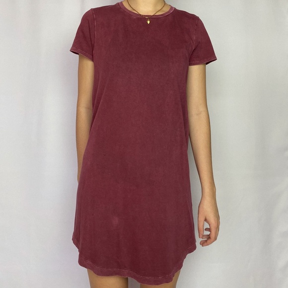 Urban Outfitters burgundy t-shirt dress - Picture 1 of 4